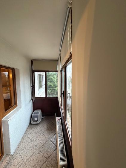 Apartament cu 3 camere decomandat în Periș