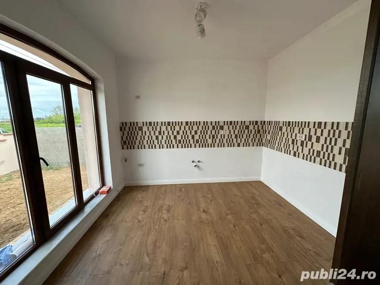 Casă cu 6 camere în Ghiroda