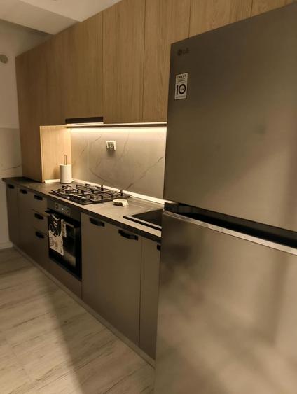 Apartament cu 2 camere decomandat în Aeroport
