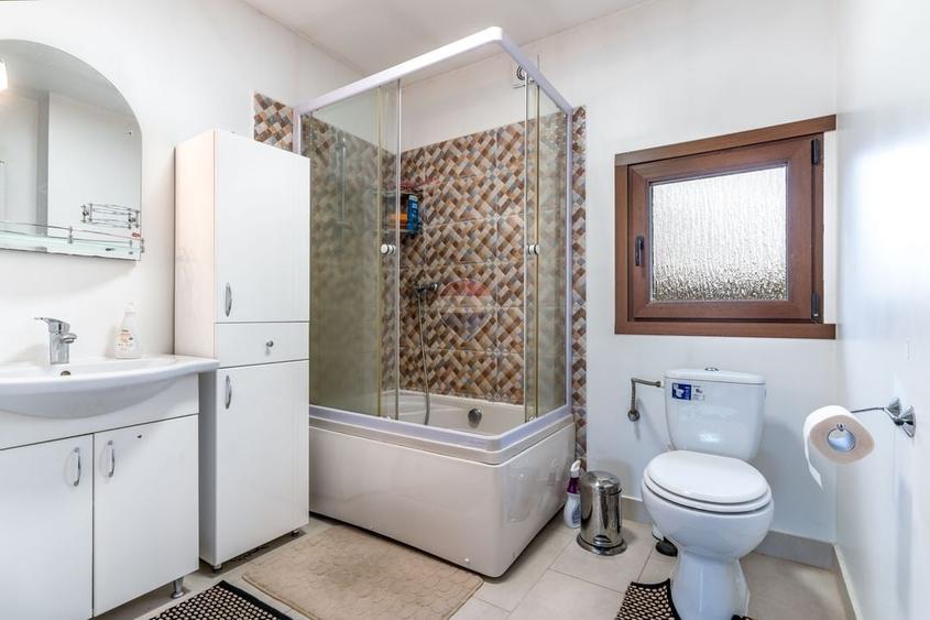 Casă individuală cu 5 camere cu Teren 600 Mp în Gilău