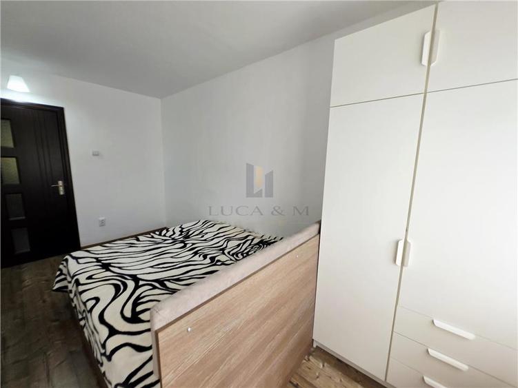 Apartament cu 3 camere decomandat în P-ța Doina