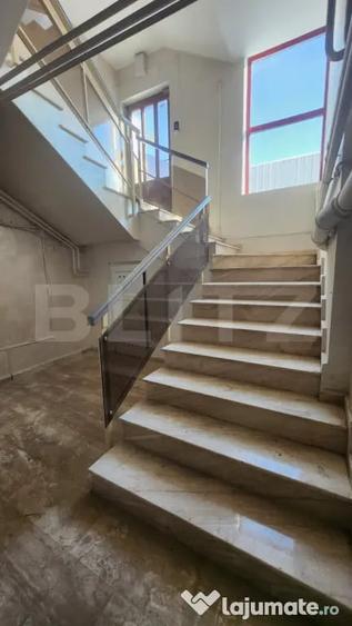 Spațiu comercial, de 130 mp, în Central
