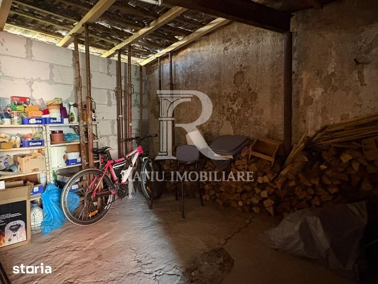Casă cu 4 camere cu Teren 297 Mp în Central