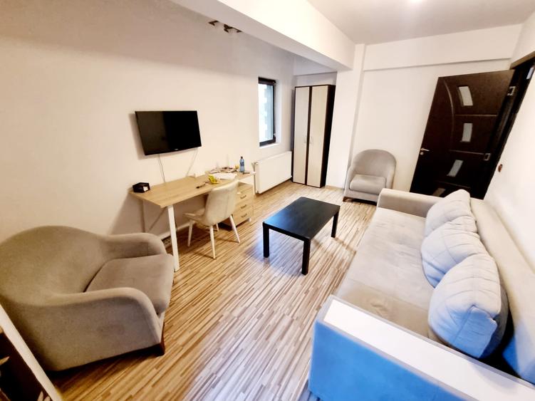 Apartament cu 2 camere decomandat, mobilat în Central — fotografia 3