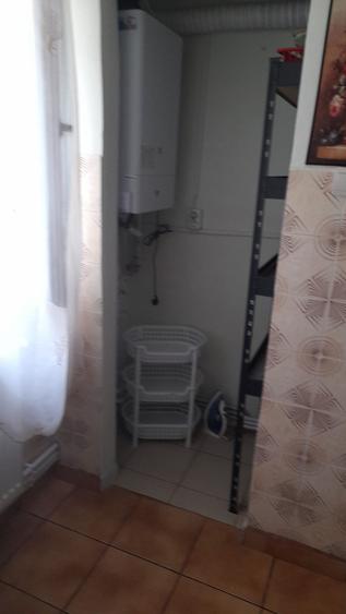 Apartament cu 3 camere decomandat în Palazu Mare