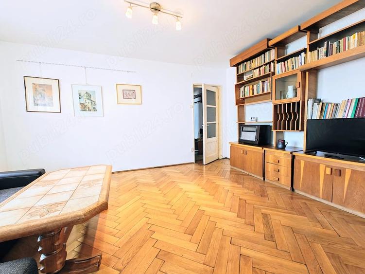 Apartament cu 2 camere nedecomandat în Calea Dumbrăvii