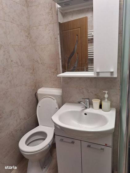 Garsonieră decomandată în Uverturii