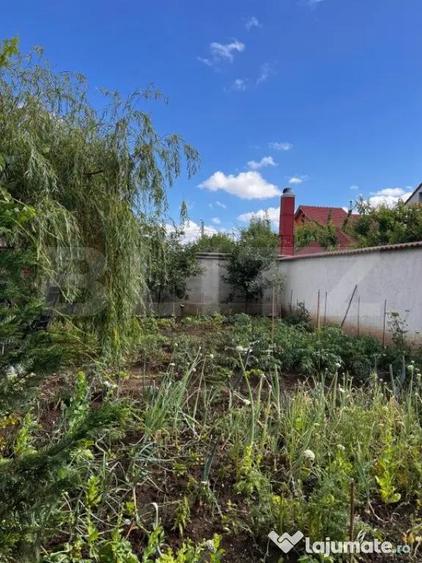 Casă cu 4 camere cu Teren 500 Mp în Central