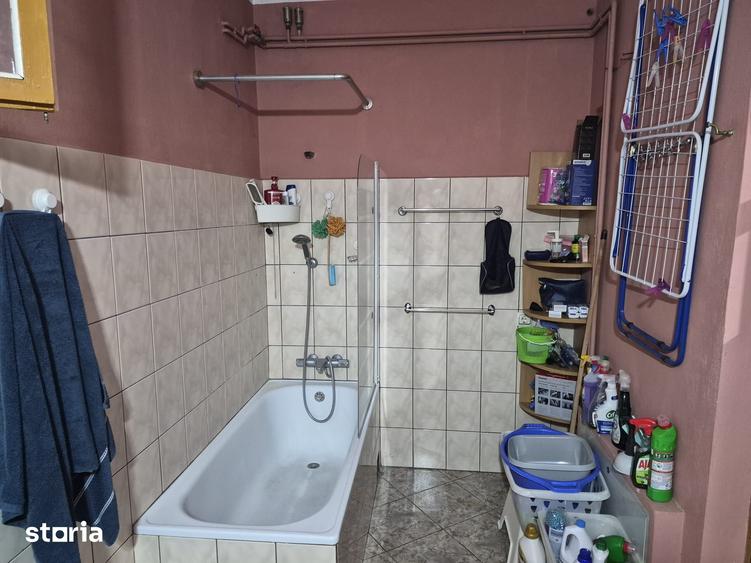 Casă cu 3 camere cu Teren 620 Mp în Central