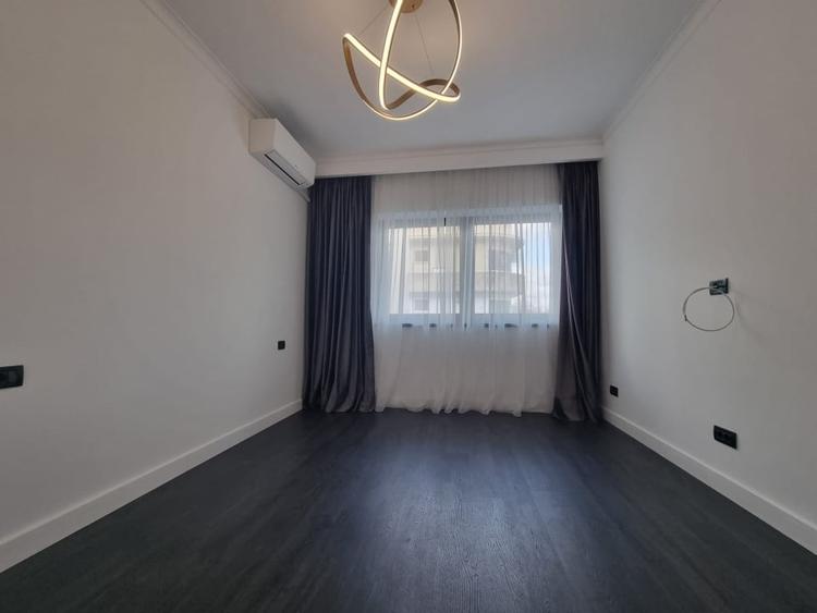 Apartament cu 3 camere decomandat, mobilat în Primăverii