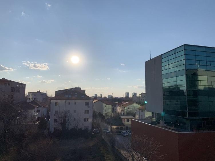 Apartament cu 3 camere decomandat în Nord