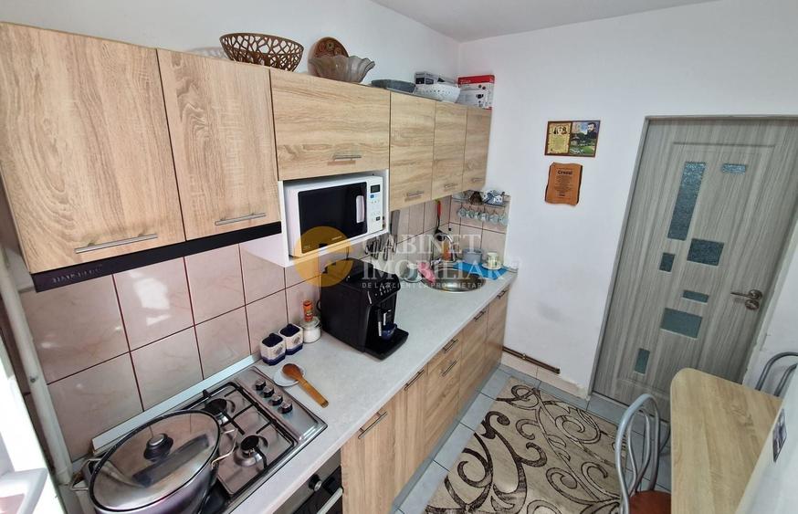 Apartament cu 2 camere decomandat, mobilat în Alexandru cel Bun