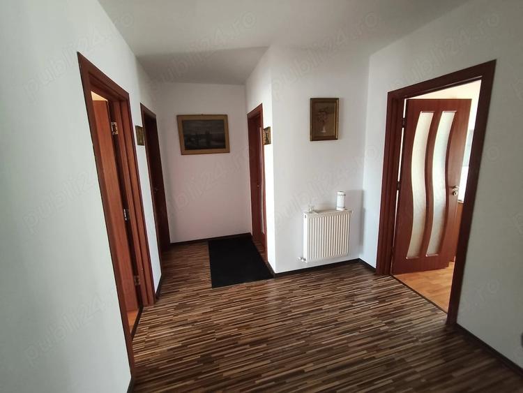 Casă cu Teren 500 Mp în Paleu