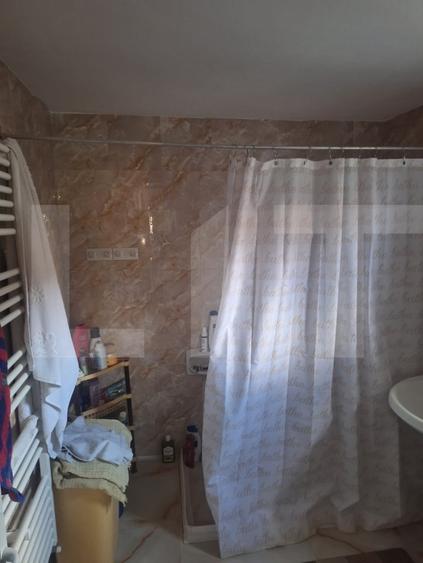 Casă individuală cu 4 camere cu Canalizare în Buziaș
