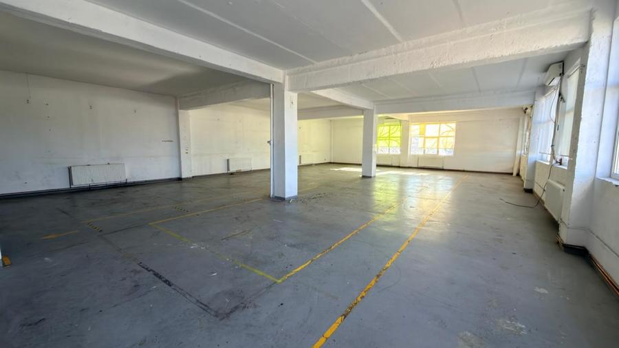 Spațiu industrial, de 300 mp, în Piața Cluj