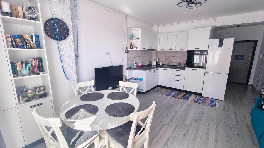 Apartament cu 2 camere decomandat, mobilat în Agigea