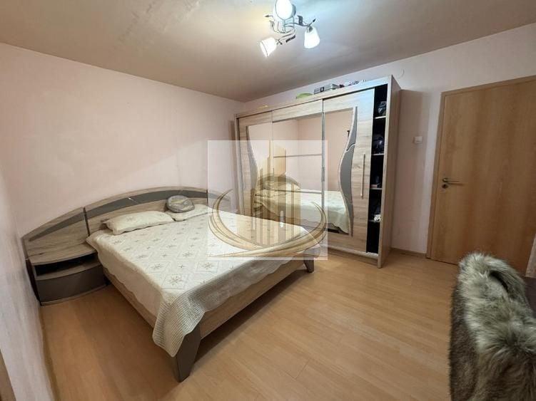 Casă individuală cu 5 camere cu Canalizare în Șagului