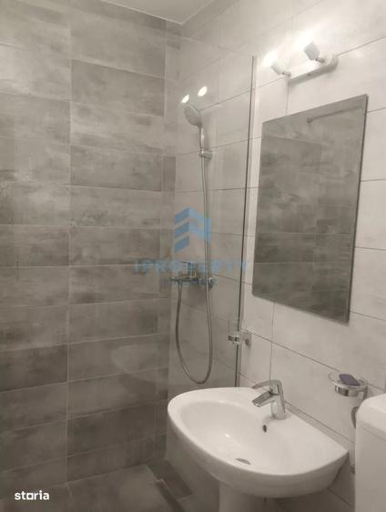 Apartament cu 2 camere decomandat în P-ța Muncii