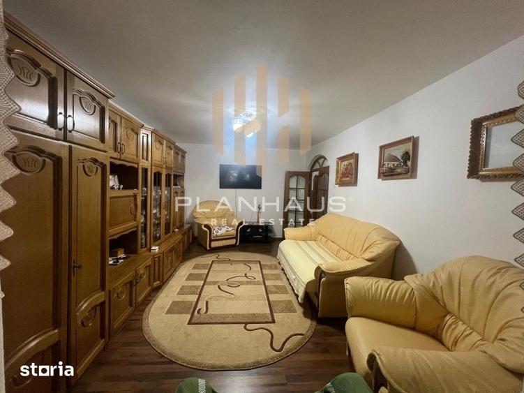 Apartament cu 3 camere în Vasile Alecsandri