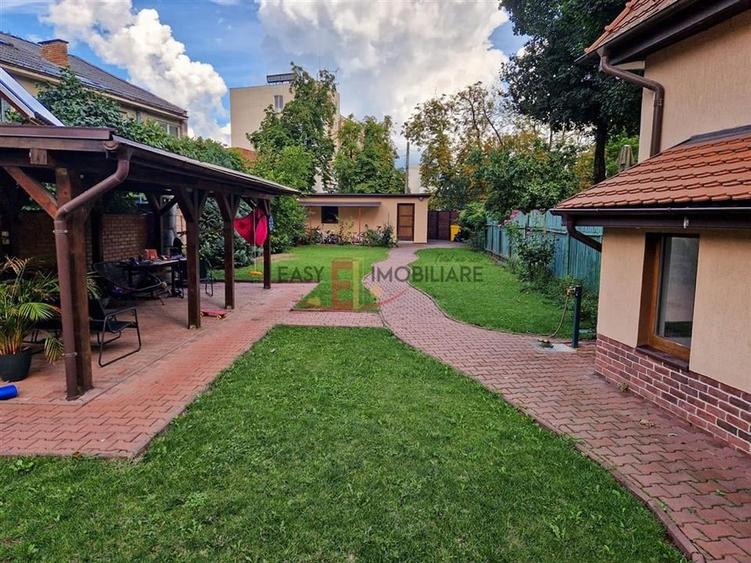 Spațiu comercial, de 278 mp, în Ultracentral