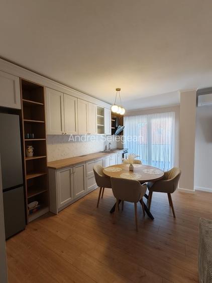 PRIMA INCHIRIERE: Apartament 3 camere, 59 mp, parcare Str. Garoafei (langa Karaviem)