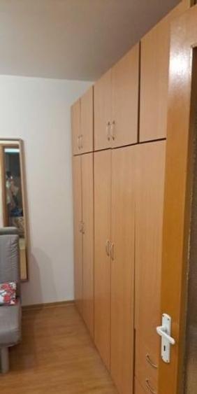 Apartament cu 2 camere decomandat, mobilat în Victoriei