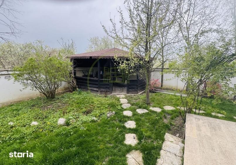 Casă cu 6 camere cu Teren 420 Mp în Mogoșoaia