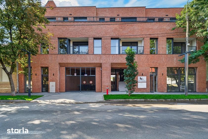 Apartament cu 3 camere în Orașul Nou