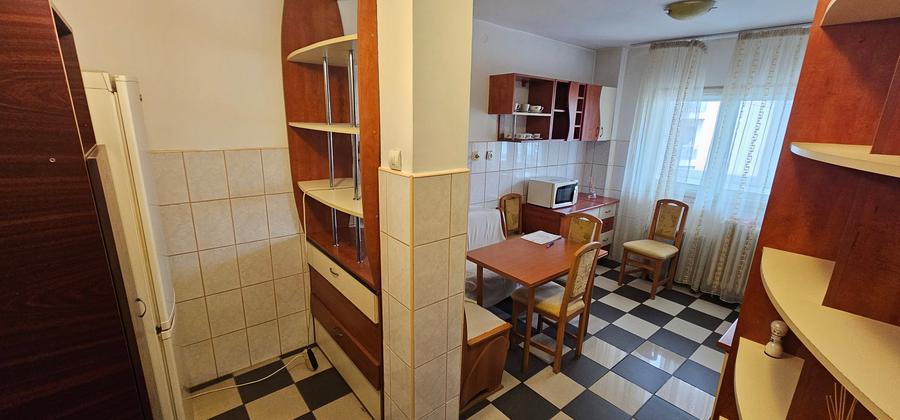 Apartament cu 2 camere semidecomandat în Militari