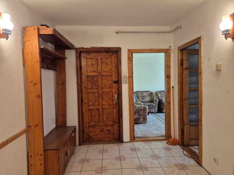 Apartament cu 3 camere decomandat în Dorobanți 2
