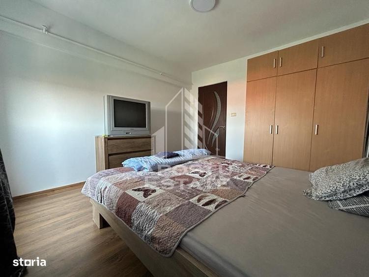Apartament cu 3 camere semidecomandat în Ultracentral