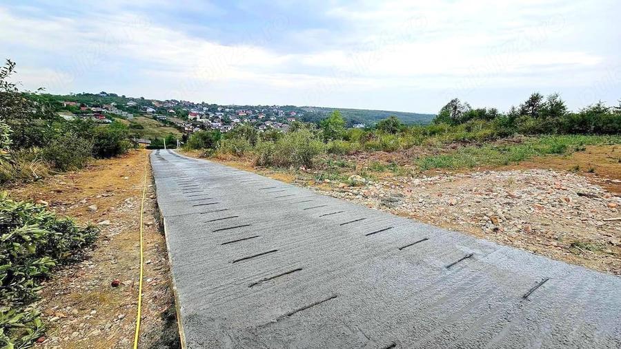 Teren de 1100 mp, în Bârnova