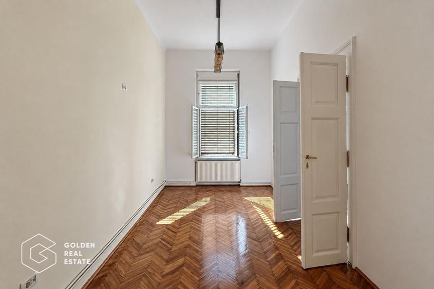 Apartament cu 3 camere semidecomandat, mobilat în Ultracentral