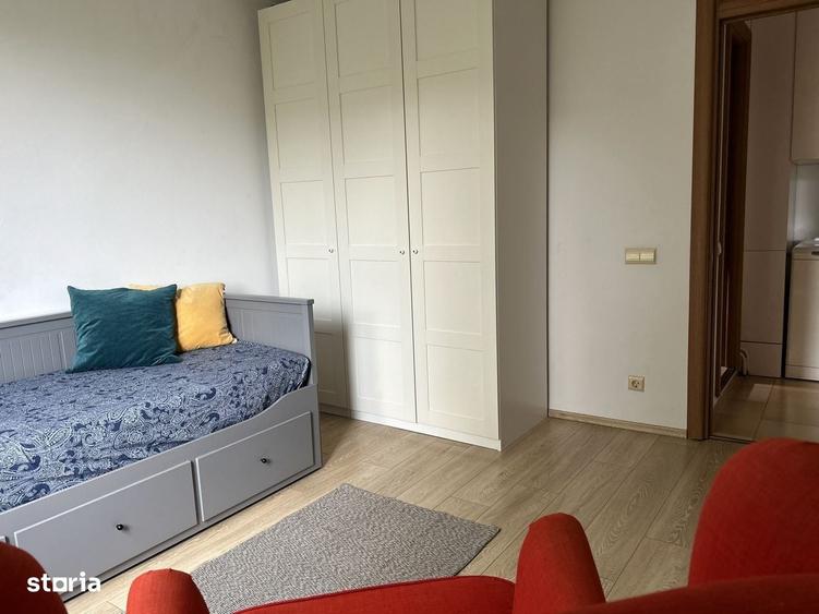 Apartament cu 3 camere decomandat în Drumul Taberei