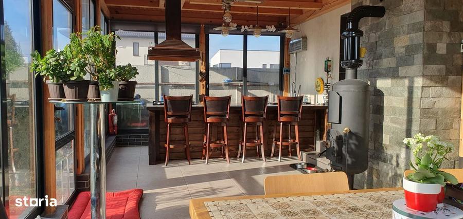 Casă cu 4 camere cu Teren 450 Mp în Tunari