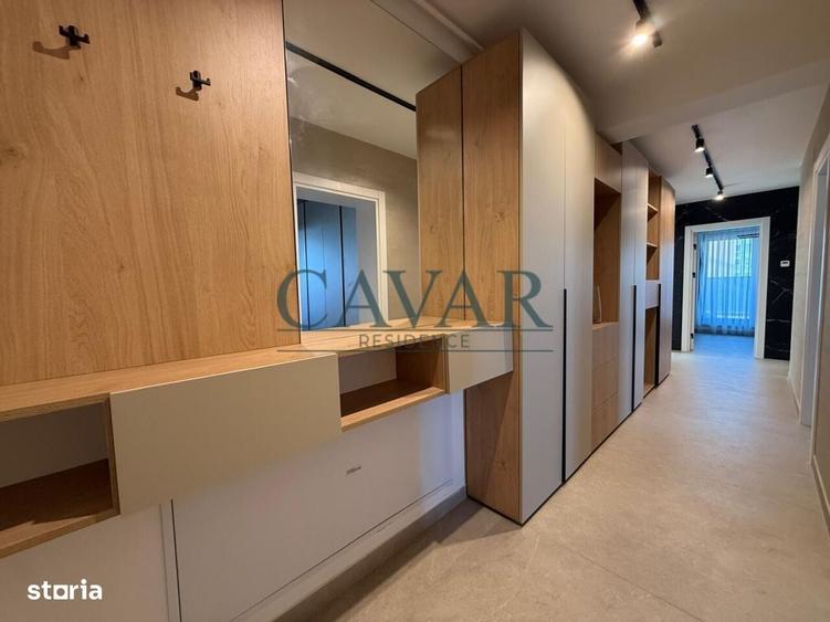 Apartament cu 4 camere în Metalurgiei