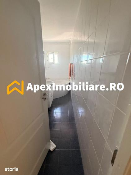 Apartament cu 2 camere decomandat în Văcăresti