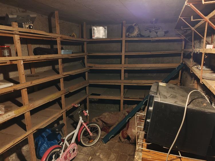 Apartament cu 4 camere semidecomandat în Centrul Istoric