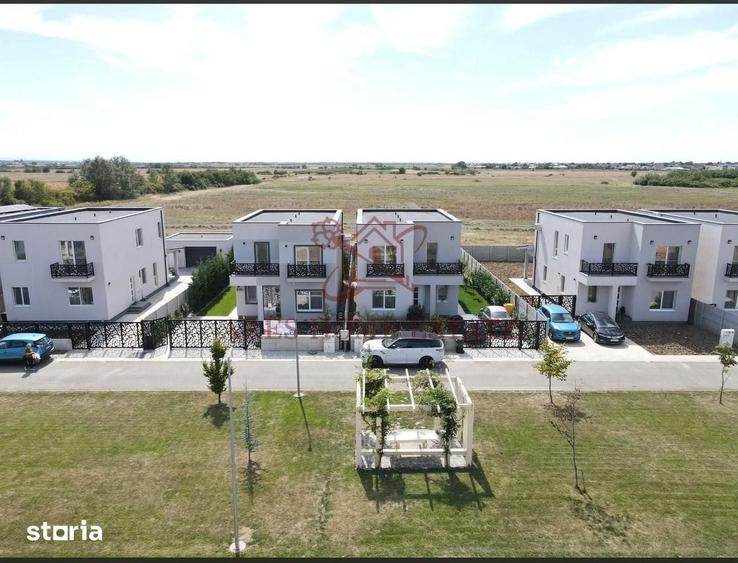 Casă cu 5 camere cu Teren 404 Mp în Remetea Mare