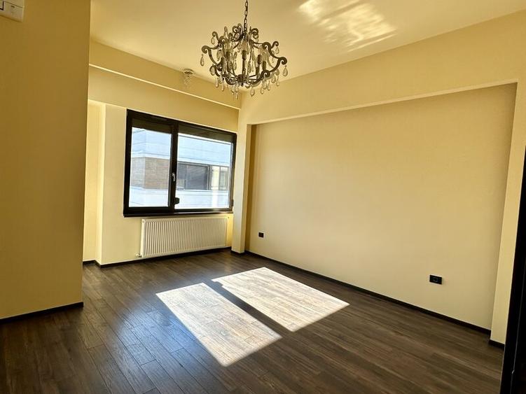 Duplex cu 4 camere cu Canalizare în Bragadiru