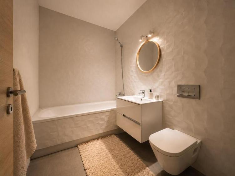 Apartament cu 3 camere în Panduri