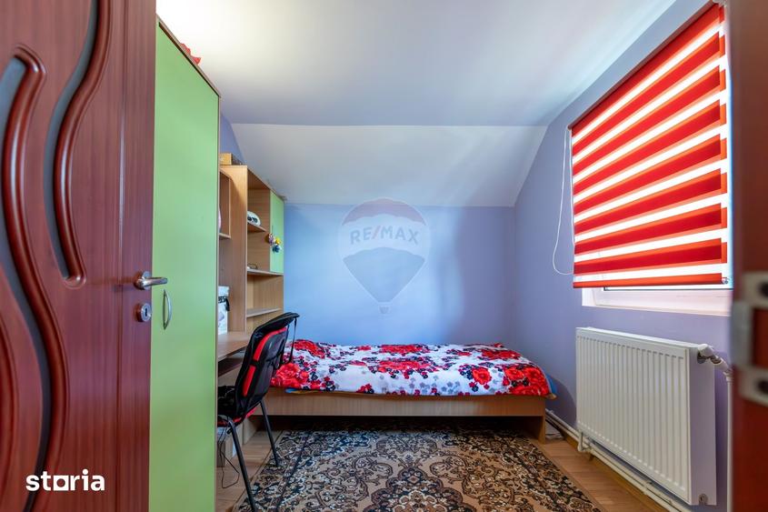Casă cu 5 camere cu Teren 600 Mp în Hemeiuș