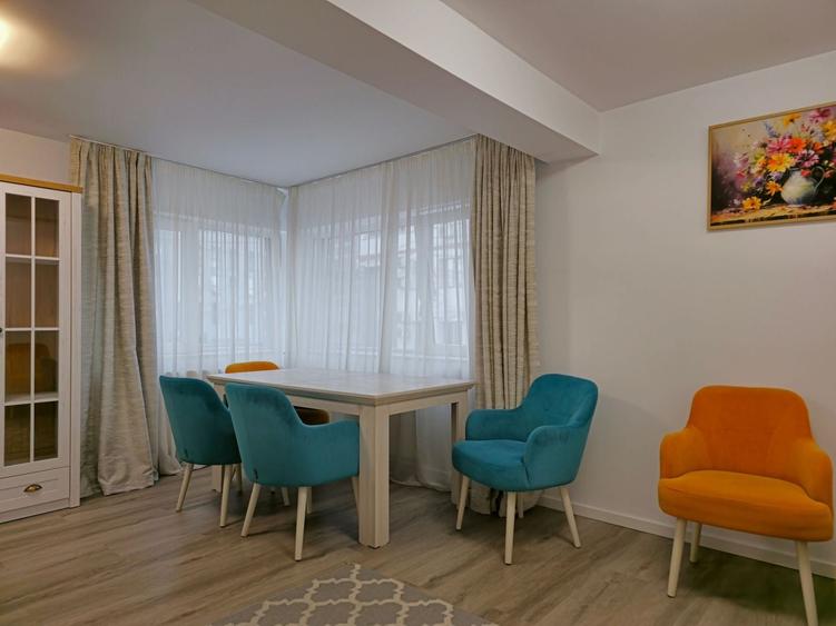 Apartament cu 2 camere decomandat, mobilat în Zorilor