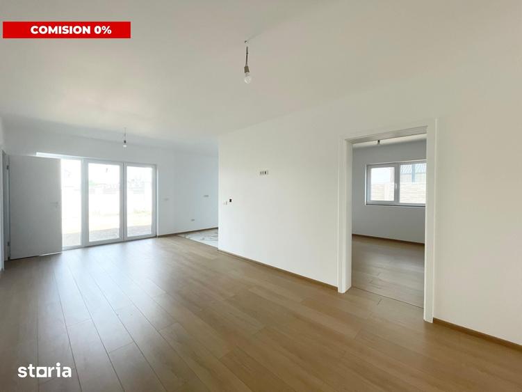 Casă cu 3 camere cu Teren 300 Mp în Ronaț