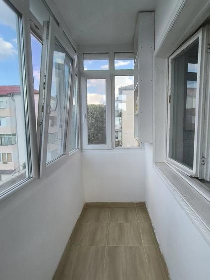 Proprietar | 56 mp | 2 camere + living | Cartierul Soarelui | Etaj 3 | 2 balcoane - 10