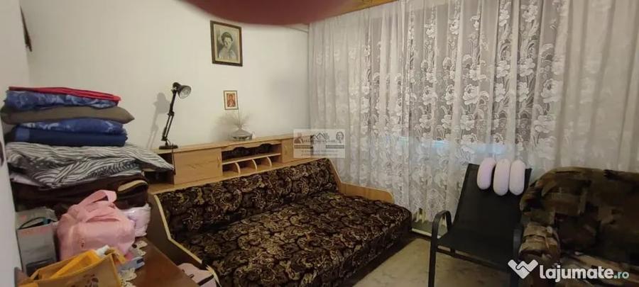 Casă cu 3 camere cu Teren 1108 Mp în Central