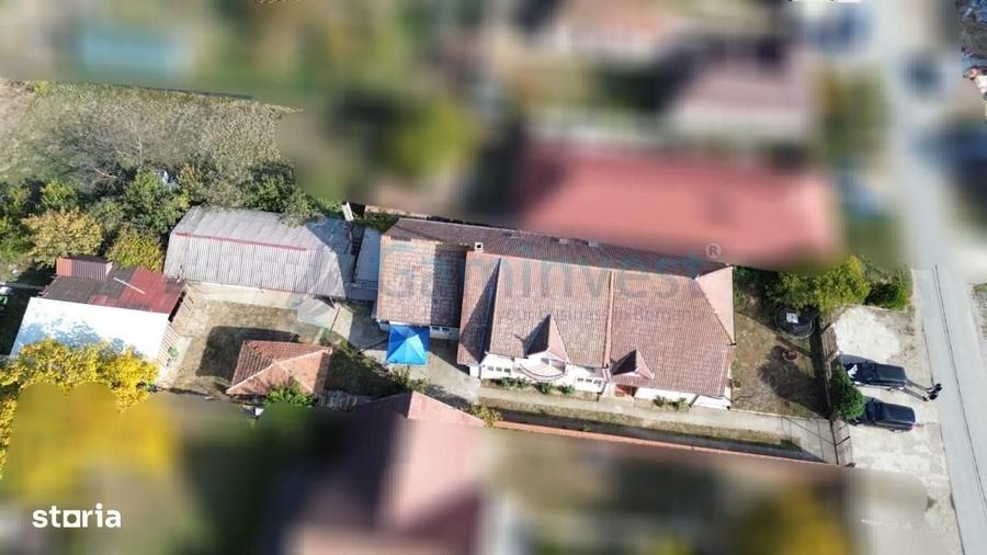 Casă cu 4 camere în Central