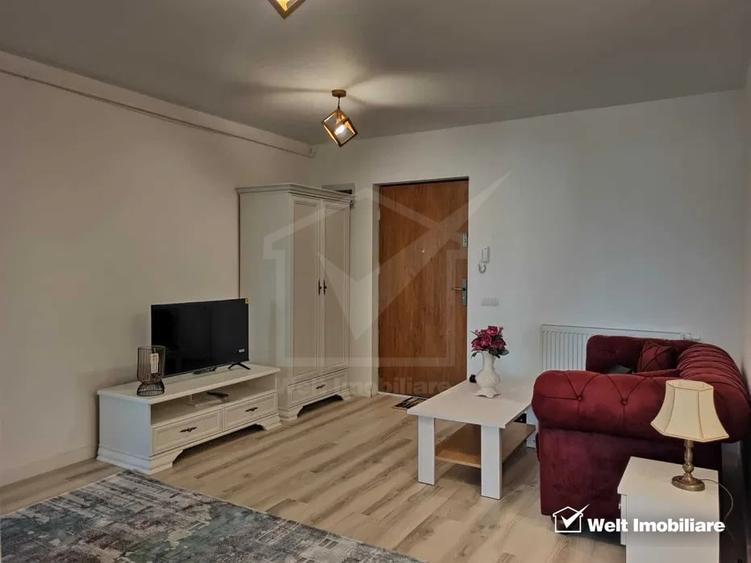 Apartament cu 3 camere semidecomandat, mobilat în Zorilor