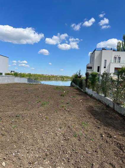 Teren Construcții intravilan de 2000 mp, în Dămăroaia