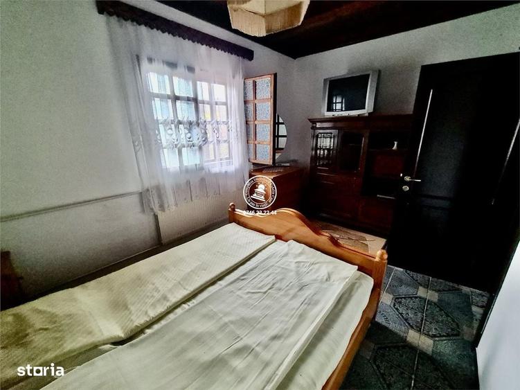 Casă cu 4 camere cu Teren 4500 Mp în Schitu Duca